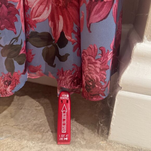 Selena Gown - Pink/Periwinkle Dahlia SIZE 4 - Picture 3 of 4